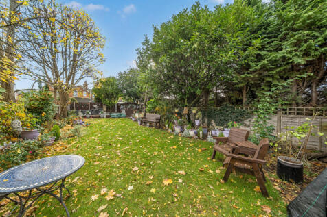 1375881-3-69147eb...