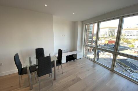 Royal Captain Court, Arniston Way, Tower Hamlets, London photo 4