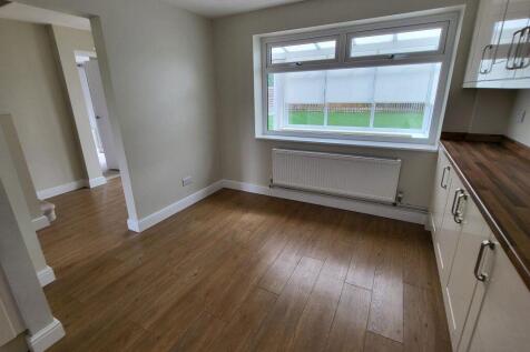 Oliver Whitby Road, Chichester photo 3