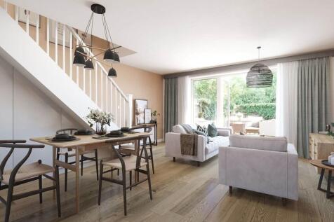 Dining space to the lounge