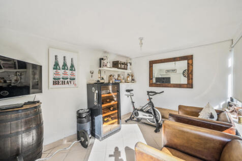 1350083-8-68c009e...