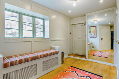 8664754-interior2...