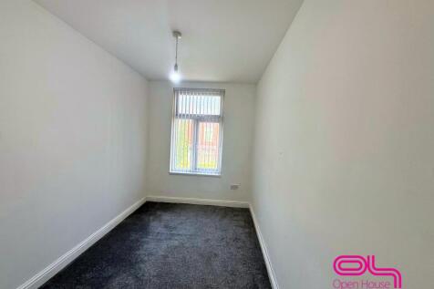 Bolton Road, Radcliffe, Manchester photo 5