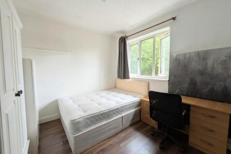 Marriott Road, Stratford, E15 photo 5