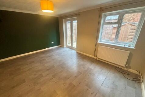 St. Johns Court, SWAFFHAM photo 5