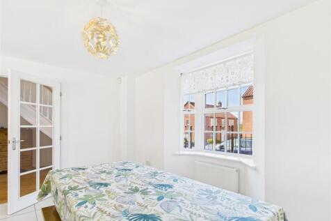 OPEN PLAN KITCHEN/BREAKFAST ROOM