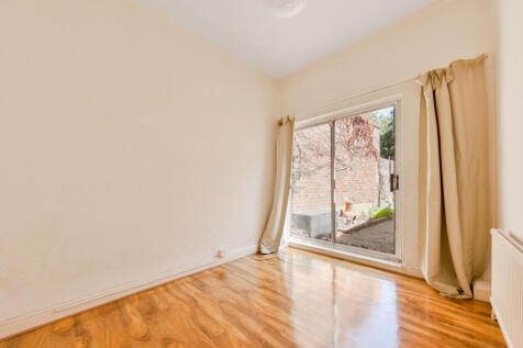 Upham Park Road, Chiswick, London, W4 photo 4