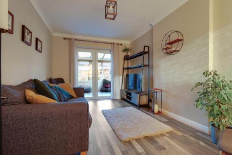 3- Rob Hammond EweMove Pontefract