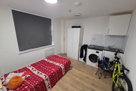 Nimrod Road, London, SW16 photo 4