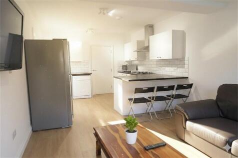 Capstone Road, BH8 photo 3