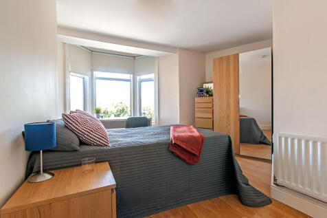 31 Brentwood Avenue , Jesmond photo 4