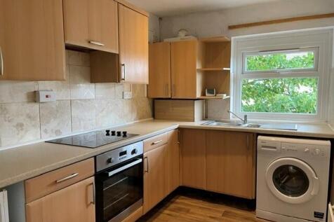 Highfield Road, Bradford On Avon, Wiltshire photo 4