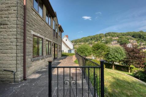 Elevated dining patio, looking east.jpg