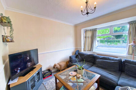 Lower Newport Road, Aldershot, Hampshire, GU12 photo 3
