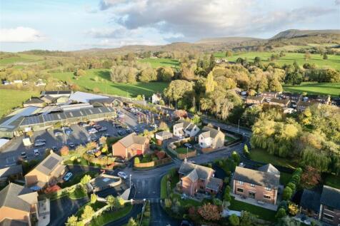 dji_fly_20251030_040022_511_1761757212370_photo.JP