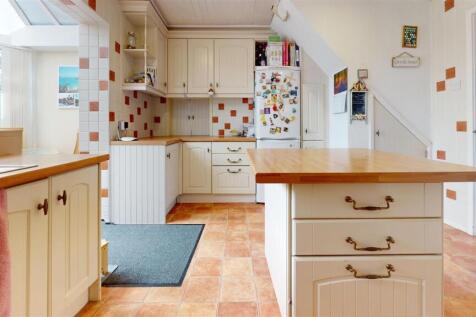 Heyes Avenue Kitchen