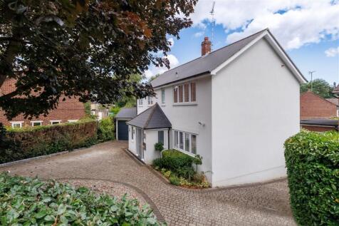 MC Kendal Avenue 39