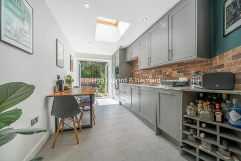 8d94af5d-e633-41b5-8