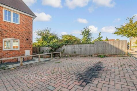 Driveway/Parking