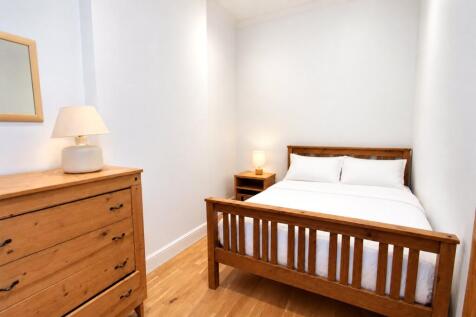 Bedford Road, London, SW4 photo 4