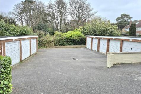 Garage (Last On RHS)
