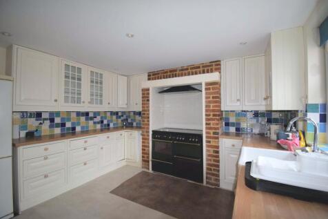 Lower Flat Barnard Lea, Southcliff Parade, Walton on the Naze photo 3
