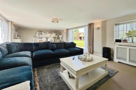 4896f4f4-9-458C-B90D-4B9627BE7158-9048-000003B84FA