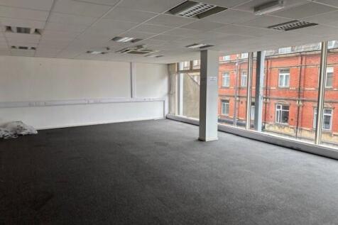Office to rent Image 3