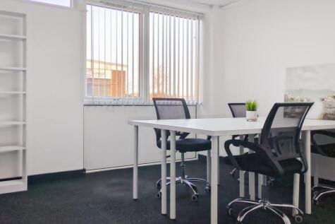 Serviced Office to rent Image 8