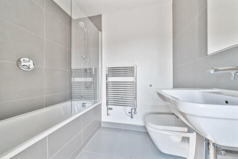 24-6823169d2c566-...