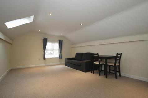 Lloyd Square, Altrincham photo 5