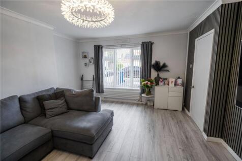 Living Room (2)