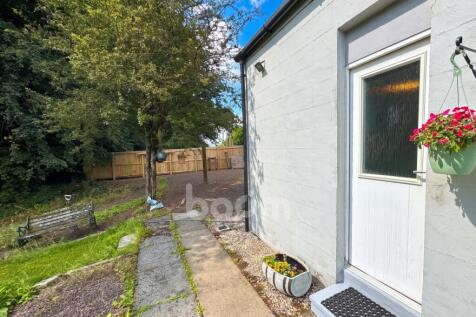 Glebe Road, Beith reear door