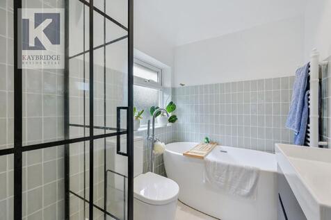 Lakehurst Road, Epsom - KT19 0EQ