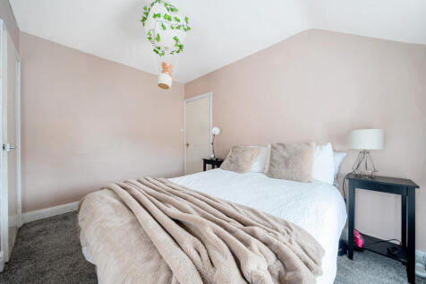 1375902-8-69146b1...