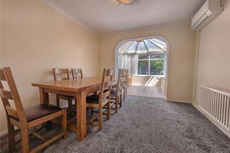 Brecon Crescent, Ingleby Barwick photo 3