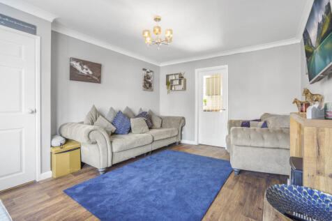 Lounge 3