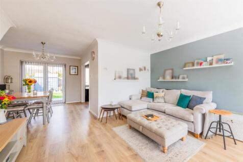 15 Greenacres-4.jpg