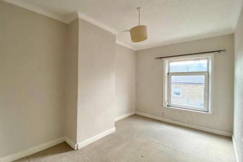 South Street, Brighouse photo 4