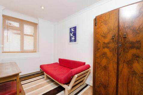 Chatsworth Road, Kilburn, London, NW2 photo 4