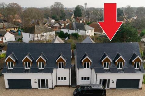 Cropped Poachers Cottage