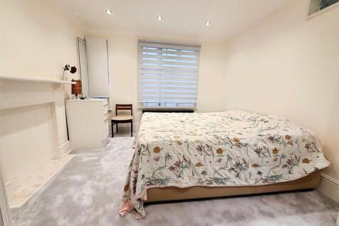Large Private Room