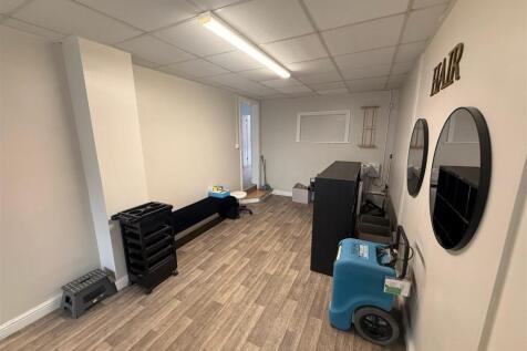 Ground Floor Shop, 178 Bebington Road, Bebington photo 3