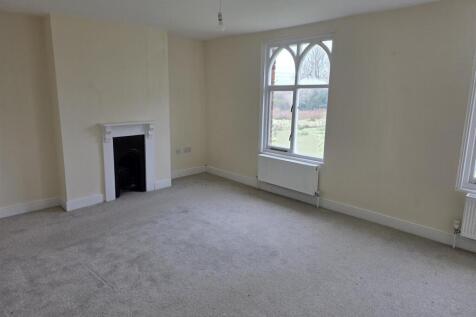 Bedroom 1 a.jpg