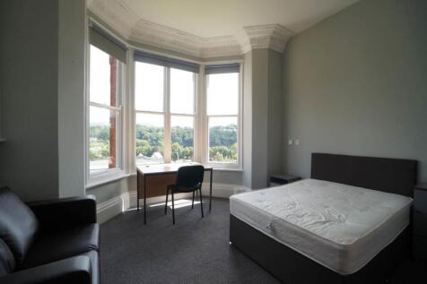 1-bed flat on Ffriddoedd Road, Bangor, £962/mo