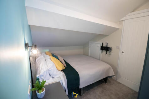 1-bed house on Winchester Avenue, Leicester, £650/mo
