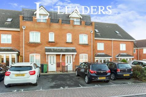 1-bed flat on Avro Court, Hamble, SO31, £950/mo