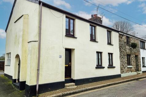 To Book A Viewing Call TPS Lostwithiel on 01208 87