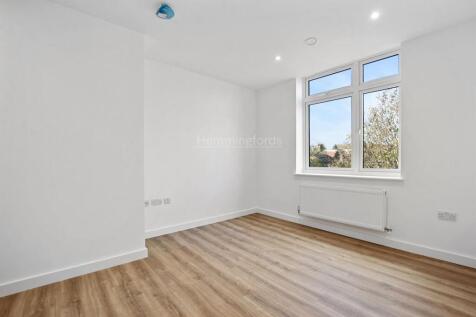 06-daf1GCHMF - 3 Solent Lodge - Bedroom 6 -Origina