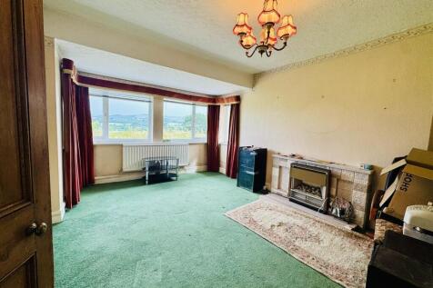 SITTING ROOM / LOUNGE